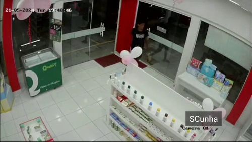 Homem furta fraldas de famácia em Macapá