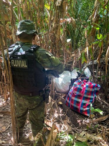 Lancha sequestrada: passageiros podem resgatar seus pertences no AP; Polícia busca bandidos