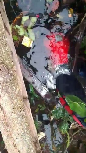 Moto cai em rio durante travessia de ponte no Pacuí