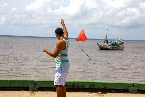 Macapá:  Guarda municipal lança campanha "Pipa com cerol, não!"