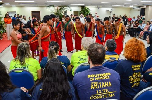 Povo Wajãpi recebe ação de saúde bucal em terra indígena
