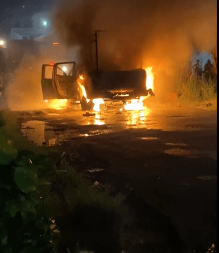  Viatura do Bope pega fogo em área dominada pelo tráfico